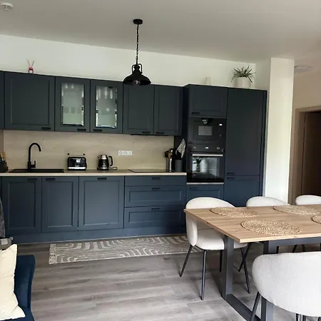 Apartment Iris Cerny Dul